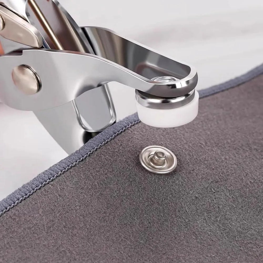 Tich Button Machine With Buttons